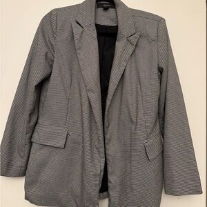 Forever 21 Black and White Houndstooth Blazer